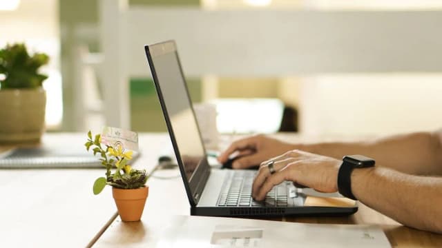 Jak zrobić przypis w PowerPoint i poprawić jakość prezentacji Jak zrobić przypis w PowerPoint i poprawić jakość prezentacji